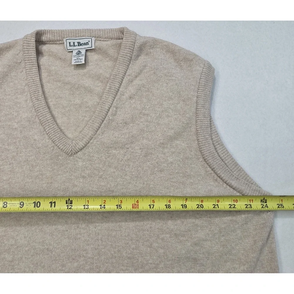 LL Bean Sweater Vest‎ Mens XL Scotland Made Lambswool Beige V-Neck LIMITED USE